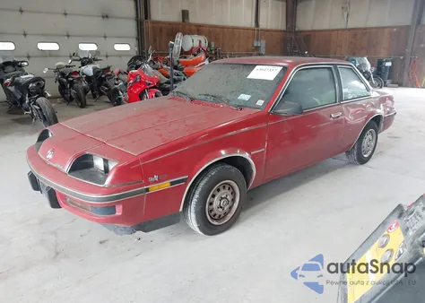 1988 Buick Skyhawk z USA, uszkodzony, nr VIN 1G4JS11K5JK407589